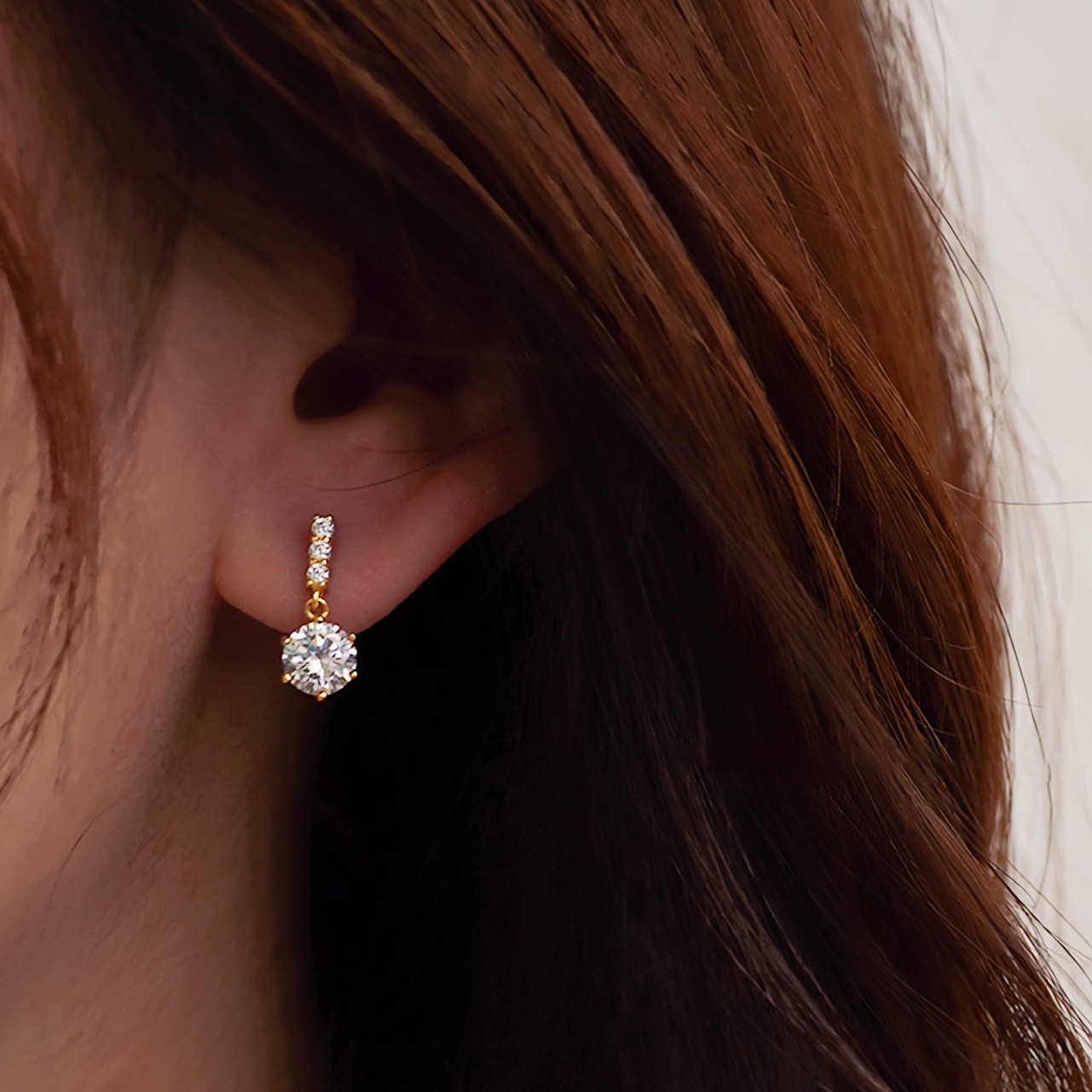 Women's Classic Round Pave Synthetic Zirconia Stud Earrings